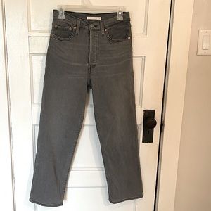Levi’s rib cage straight ankle jean